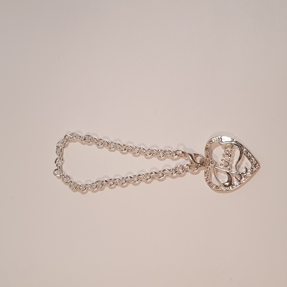 GUESS Bracelet Collection - Picture 3 of 7